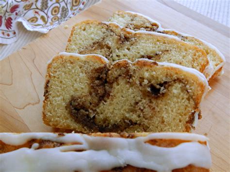 cinnamon-swirl-quick-bread-frugal-hausfrau image
