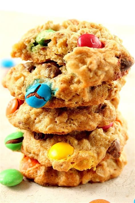 oatmeal-mm-cookies-crunchy-creamy-sweet image