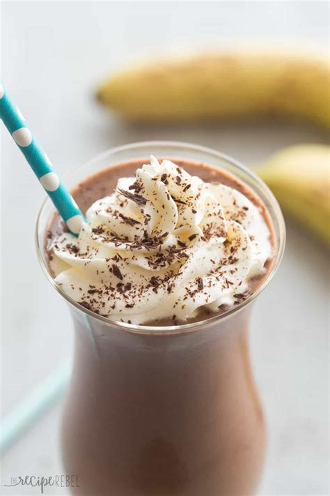 healthy-chocolate-peanut-butter-smoothie-the image
