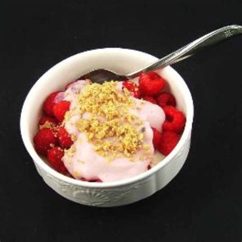 mixed-berries-with-mascarpone-limoncello-cream image