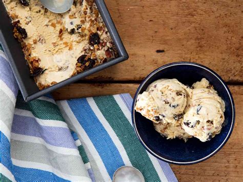 oatmeal-cookie-ice-cream-recipe-serious-eats image