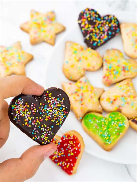 vegan-sugar-cookies image