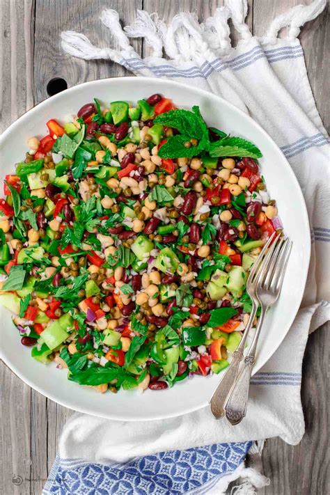 easy-bean-salad-recipe-youll-make-on-repeat-the image
