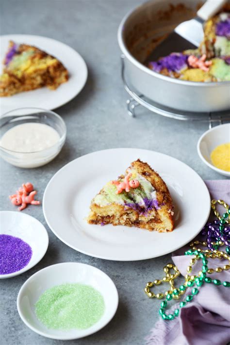 easy-one-dish-king-cake-joy-the-baker image