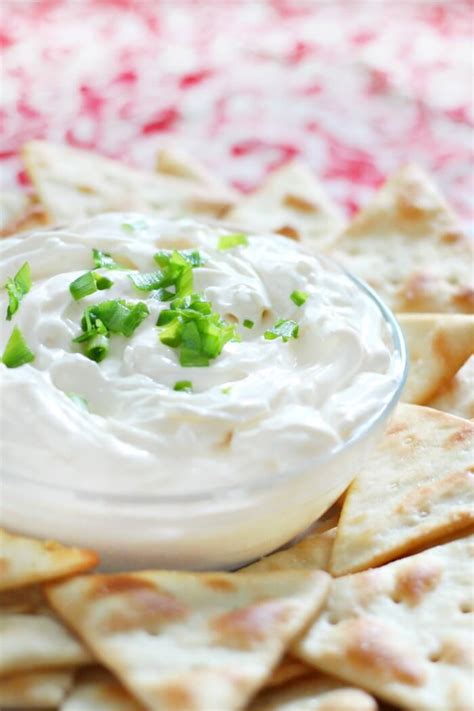 cream-cheese-dip-only-4-ingredients-mama-loves image