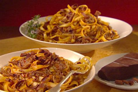short-ribs-with-tagliatelle-recipes-cooking-channel image