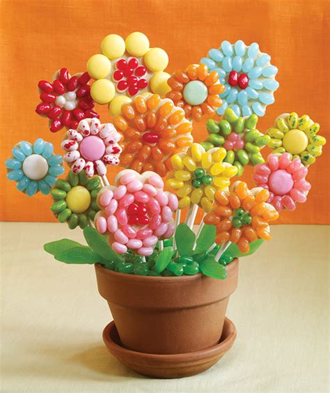 jelly-belly-flower-cookie-pops image