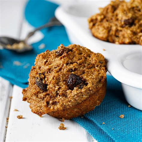 applesauce-raisin-muffins image