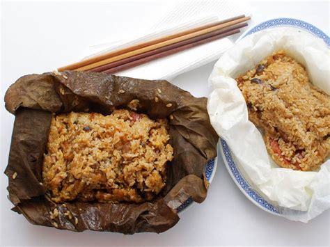 lo-mai-gai-chinese-sticky-rice-wrapped-in-lotus-leaf image