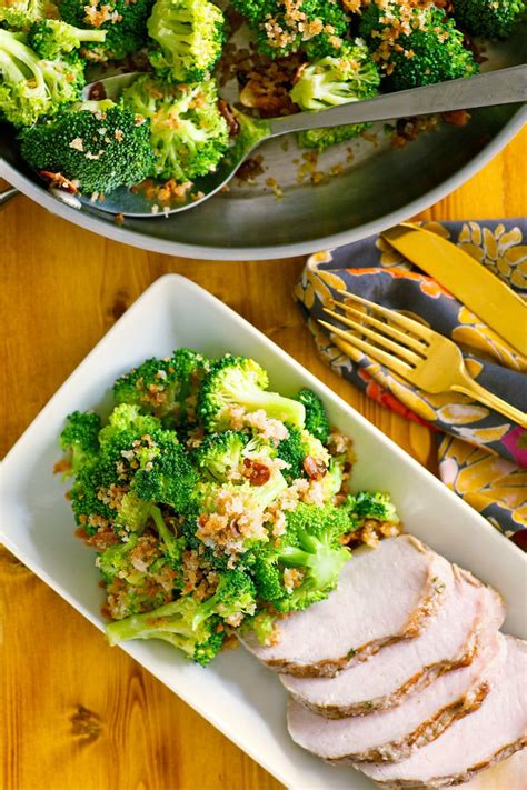 broccoli-with-toasted-garlic-crumbs-recipe-girl image