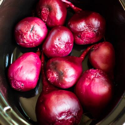 how-to-cook-beets-in-the-slow-cooker image