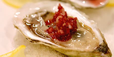 oysters-on-the-half-shell-with-mignonette-food image