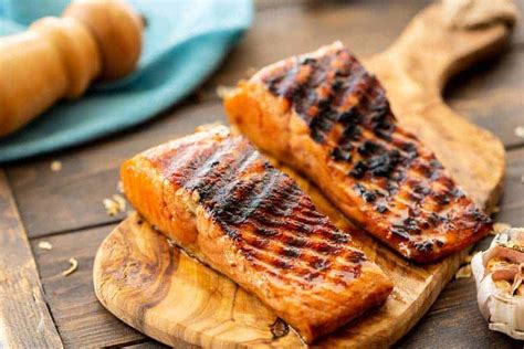 easy-grilled-salmon-the-best-gimme-some-grilling image