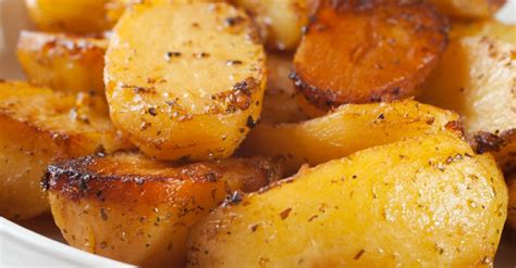 buttery-roasted-potatoes image