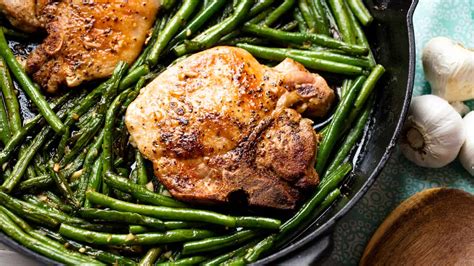 skillet-garlic-butter-pork-chops-and-green-beans-the image