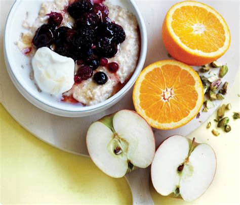 winter-fruit-medley-porridge-healthy-food-guide image