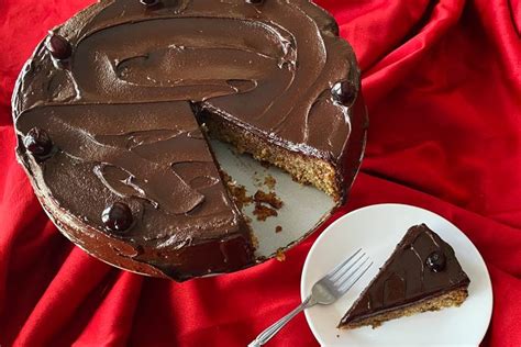 how-to-make-chocolate-kahlua-cake-from-scratch image