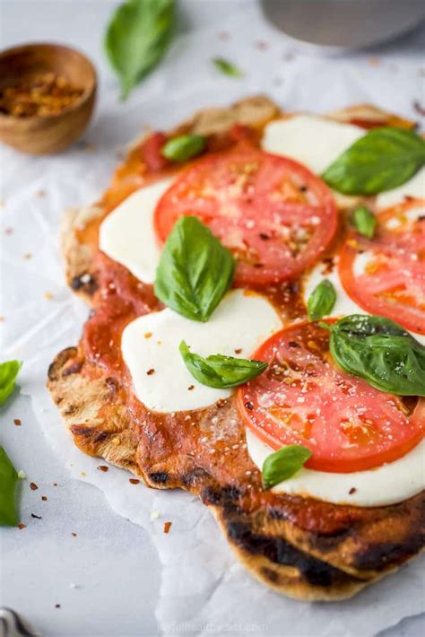 the-best-grilled-pizza-recipe-ever-how-to-grill-pizza image