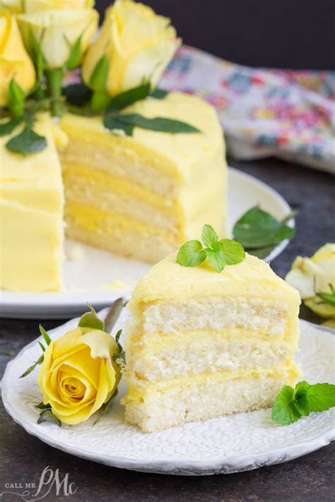 lemon-layer-cake-with-lemon-curd-and-lemon image