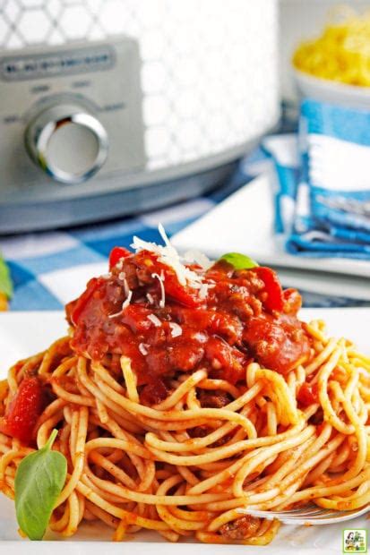 the-best-homemade-crockpot-spaghetti-sauce image