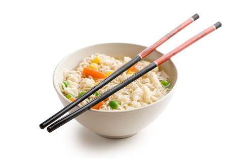 10-nutritious-recipes-to-enjoy-shirataki-noodles image
