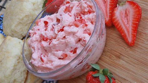 fresh-strawberry-butter-recipe-3-ingredients-divas image