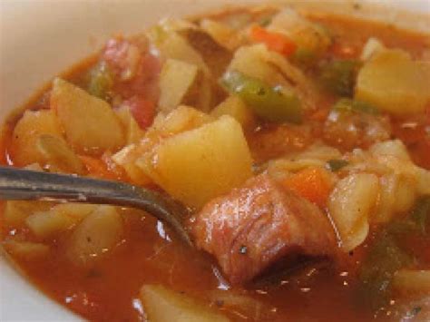 aunt-marys-cabbage-soup-recipe-petitchef image