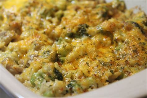 cheesy-broccoli-chicken-casserole-i-heart image