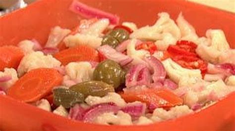 hot-pickled-vegetables-giardiniera-rachael-ray-show image