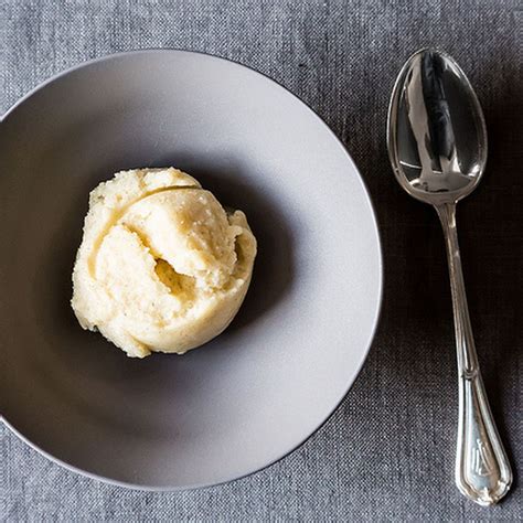 best-vanilla-sorbet-recipe-how-to-make-vanilla-pear image