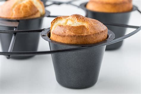 popovers-traditional-side-dish-from-new-england image