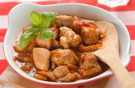 slow-cooker-provencal-chicken-and-beans image
