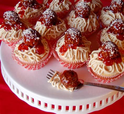 spaghetti-and-meatball-cupcakes-cooking-mamas image