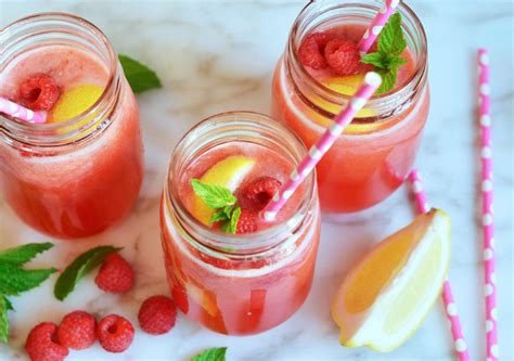 raspberry-lemonade-once-upon-a-chef image