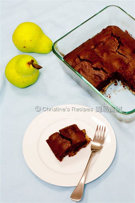 chocolate-pear-pudding-nigella-lawsons-no-fuss image