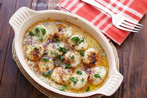 baked-scallops-with-butter-and-parmesan-healthy-recipes-blog image