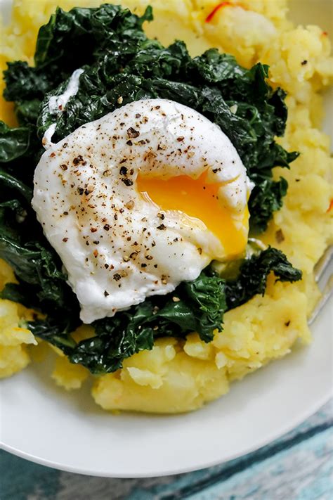 golden-saffron-mashed-potatoes-with-hearty-greens image