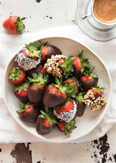 chocolate-covered-strawberries-3-ingredient-dessert image