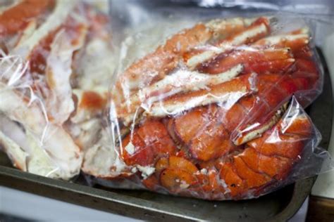 homemade-seafood-stock-recipe-using-seafood image