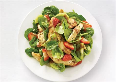 kiwi-strawberry-spinach-salad-oxygen-mag image