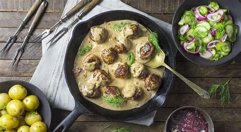 swedish-meatballs-in-creamy-sauce-fine-dining image