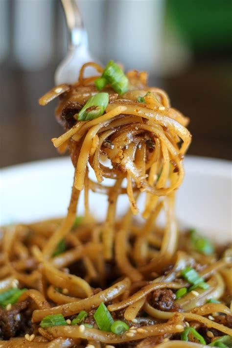 mongolian-ground-beef-noodles-jen-around-the-world image