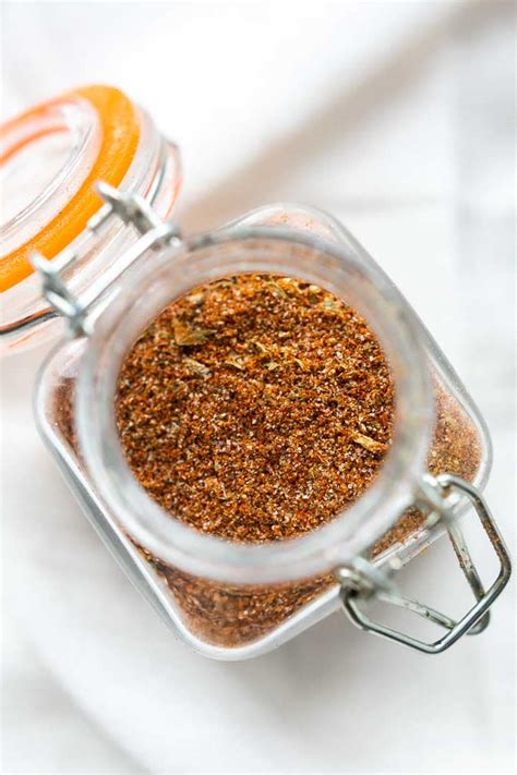 best-mexican-seasoning-to-spice-up-your-recipes-the image