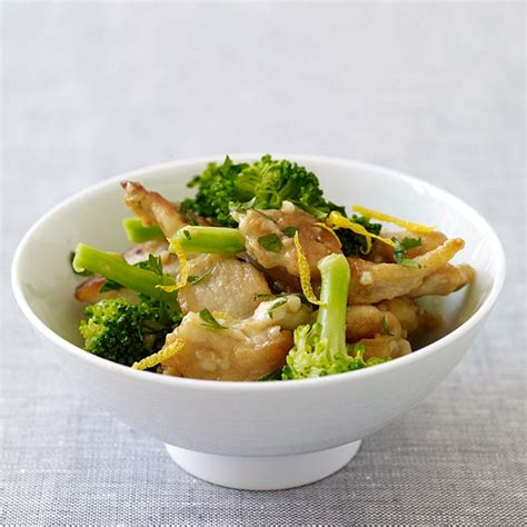 lemon-chicken-with-broccoli-healthy-recipes-ww image