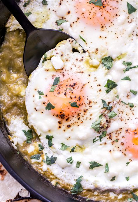 salsa-verde-baked-eggs-recipe-runner image