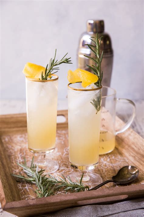 homemade-rosemary-lemonade-spritzer-cocktail image