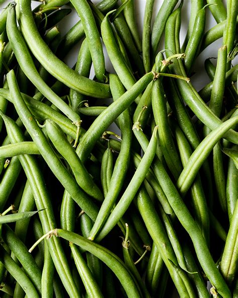 summer-potluck-green-beans-edible-communities image