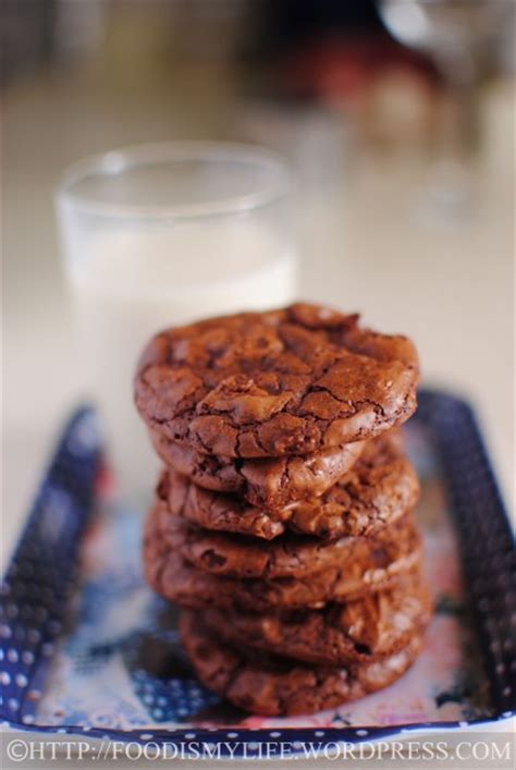 chewy-chocolate-brownie-cookies-tasty-kitchen image