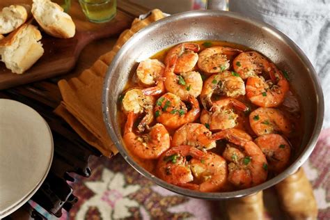how-to-make-a-new-orleans-style-bbq-shrimp image