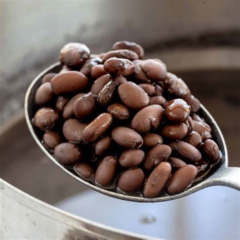 how-to-cook-black-beans-on-the-stovetop-jessica-gavin image